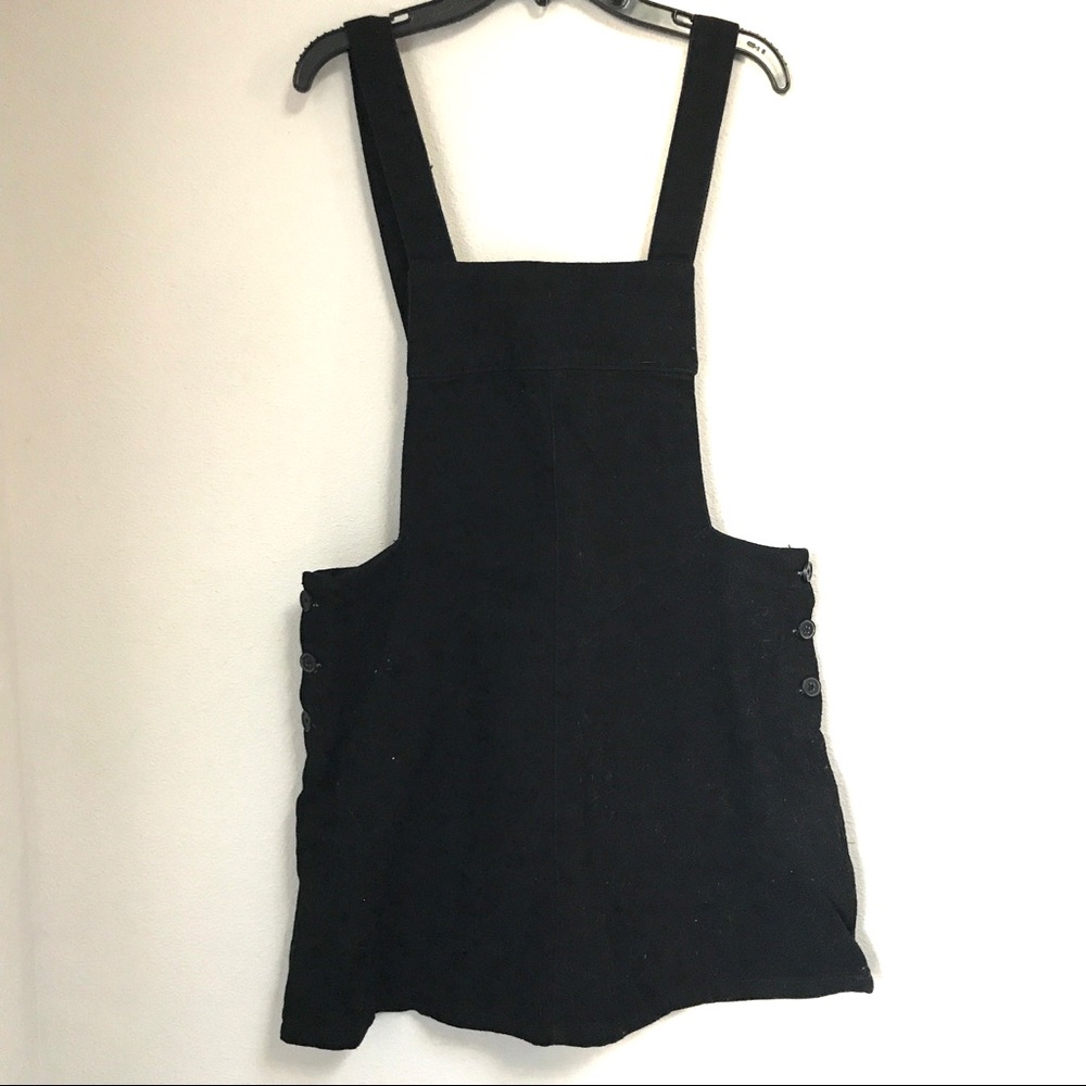 SOLD - zara black pinafore dress